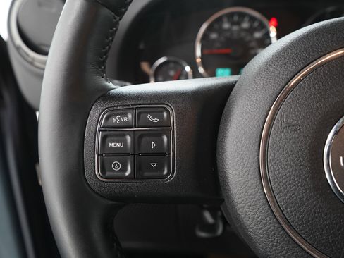 Used 2015 Jeep Wrangler Sport AWD/4WD image 18