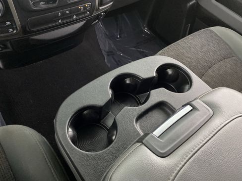 Used 2018 RAM 1500 Big Horn image 28