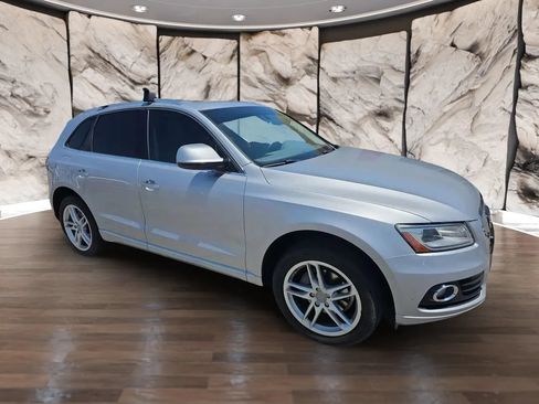 Used 2016 Audi Q5 2.0T Premium Plus w/ Technology Package AWD/4WD image 41