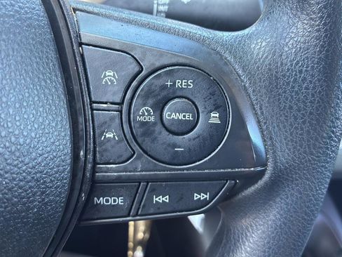 Used 2023 Toyota Corolla LE FWD image 37