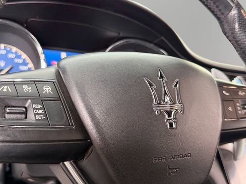 Used 2018 Maserati Quattroporte S GranSport RWD image 22