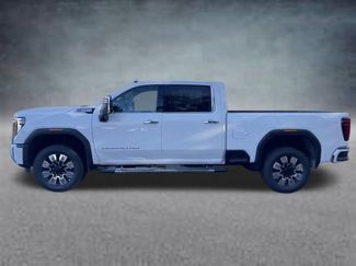New 2026 GMC Sierra 2500 Denali video 2