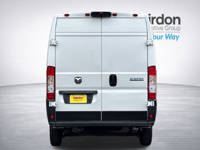 Used 2025 RAM ProMaster 2500 w/ Convenience Group FWD image 5