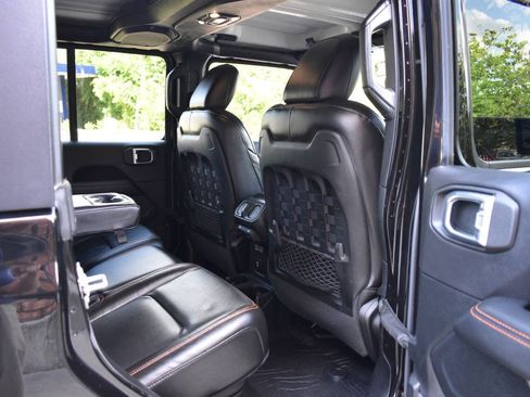 Used 2020 Jeep Gladiator Mojave AWD/4WD image 14