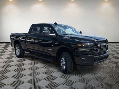 Used 2025 RAM 3500 Big Horn AWD/4WD image 3