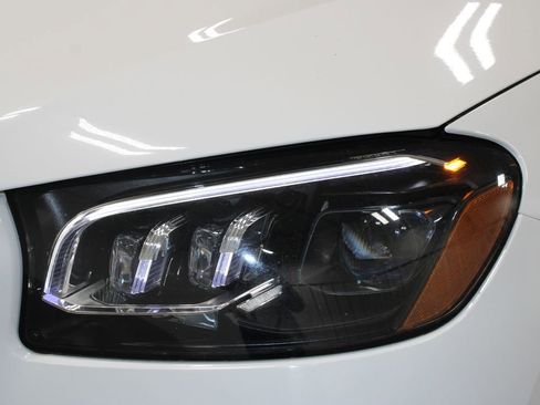 Used 2024 Mercedes-Benz GLS 450 4MATIC image 13