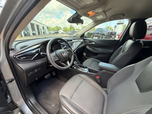 Used 2023 Buick Encore GX Select w/ Sport Touring Package FWD image 10