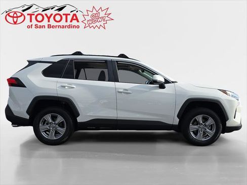 Certified 2022 Toyota RAV4 XLE w/ Convenience Package FWD image 6