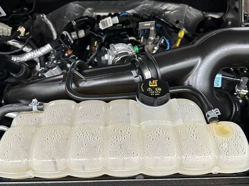 Used 2023 Ford F150 Lariat image 7