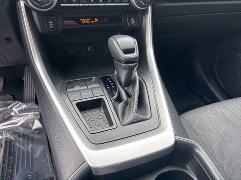 Used 2020 Toyota RAV4 XLE w/ All Weather Liner Package image 28