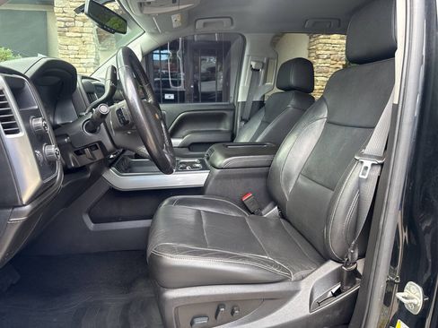 Used 2018 Chevrolet Silverado 1500 LTZ Z71 w/ Redline Edition AWD/4WD image 11