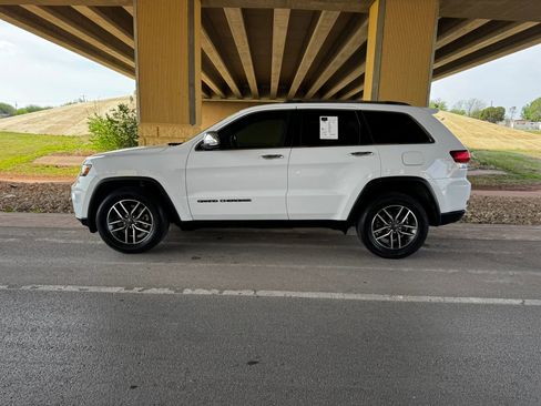 Used 2021 Jeep Grand Cherokee Limited w/ Trailer Tow Group IV image 6