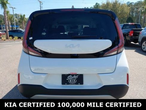 Certified 2025 Kia Soul LX image 6