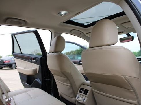 Used 2018 Subaru Outback 3.6R Limited image 52