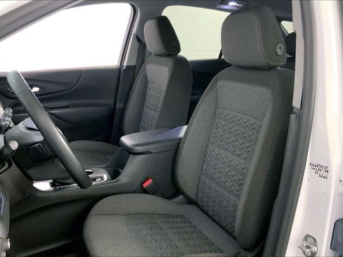 Used 2024 Chevrolet Equinox LT image 22