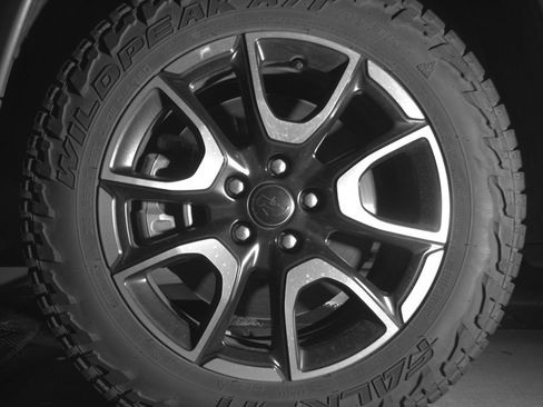 Used 2025 Jeep Compass Trailhawk image 12