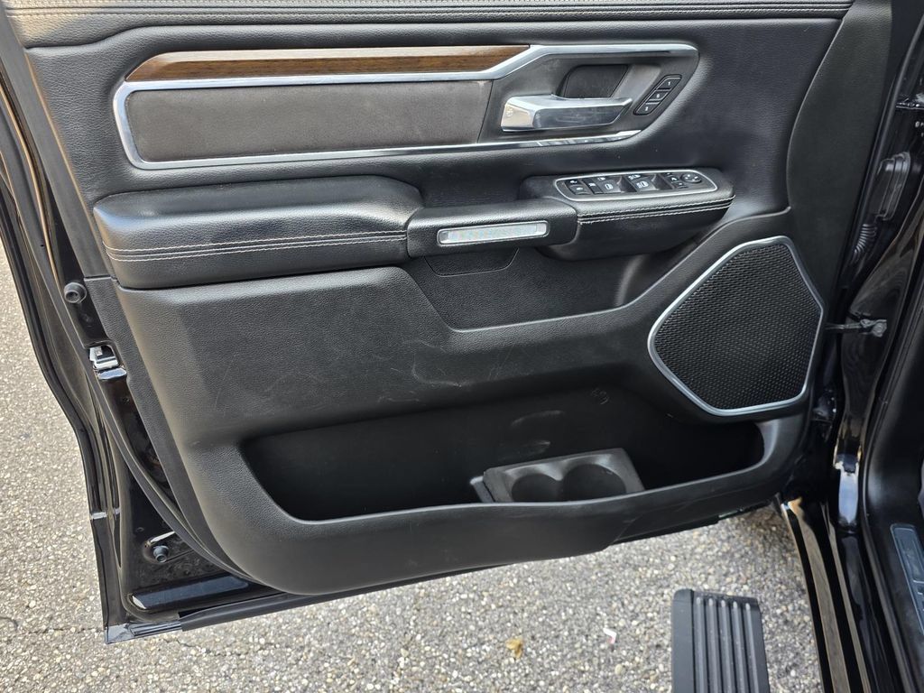 Used 2022 RAM 1500 Laramie w/ Laramie Southwest Edition AWD/4WD image 39