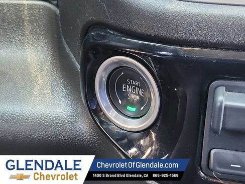 Certified 2025 Chevrolet Silverado 1500 LT AWD/4WD image 35