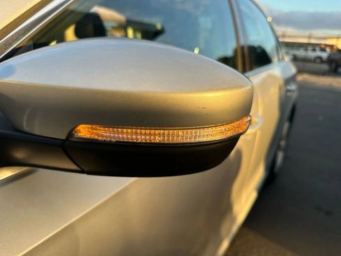 Used 2013 Volkswagen Passat 2.5 SE image 42