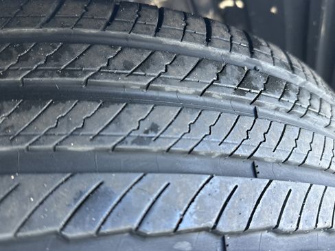 Used 2018 Toyota Camry LE image 11