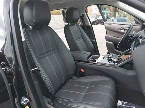 Used 2022 Land Rover Range Rover Velar S AWD/4WD image 10