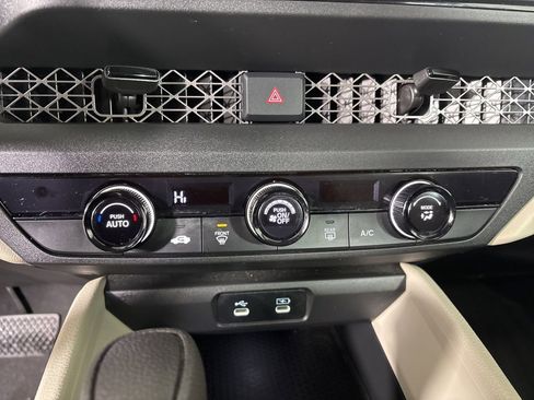 Used 2025 Honda Accord LX image 16