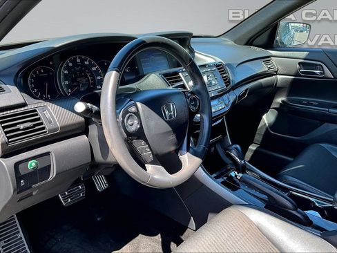 Used 2017 Honda Accord Sport image 13