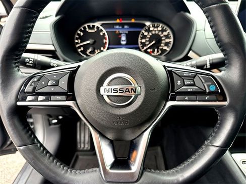 Used 2019 Nissan Altima 2.5 SV image 14