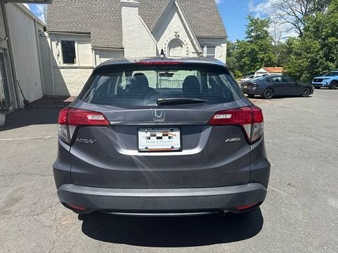 Certified 2021 Honda HR-V LX image 5