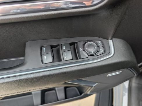 Used 2024 Chevrolet Silverado 1500 LT Trail Boss w/ Convenience Package II AWD/4WD image 20