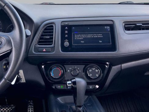 Used 2022 Honda HR-V Sport image 7