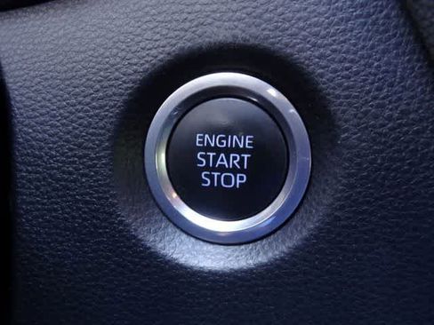 Used 2022 Toyota Corolla SE FWD image 21