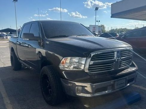 Used 2015 RAM 1500 Lone Star RWD image 1