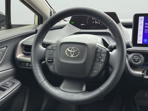 Used 2024 Toyota Prius Limited w/ Limited Premium Package FWD image 18