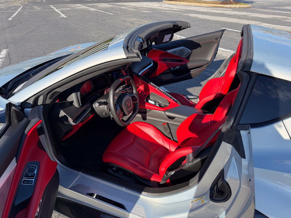 Used 2021 Chevrolet Corvette Stingray Premium Cpe w/ Z51 Performance Package RWD image 12
