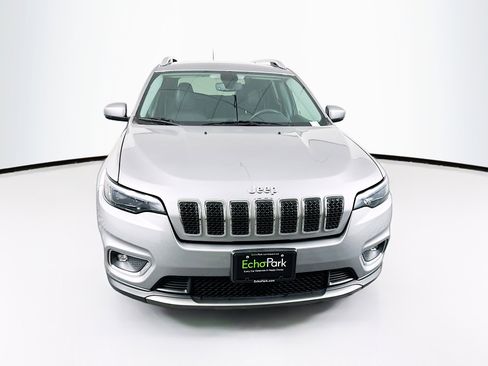 Used 2019 Jeep Cherokee Limited FWD image 2