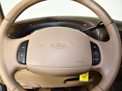 Used 1998 Ford Expedition Eddie Bauer RWD image 20