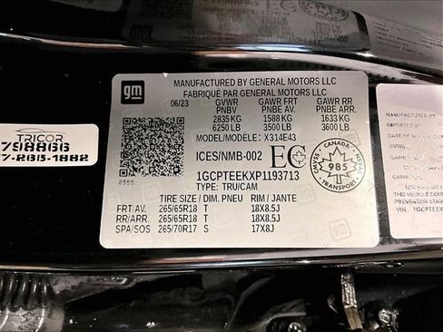Used 2023 Chevrolet Colorado Trail Boss w/ Technology Package AWD/4WD image 34