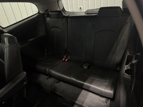 Used 2017 Chevrolet Traverse LT AWD/4WD image 14