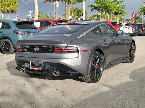 Certified 2024 Nissan Z Performance w/ Floor Mat Package image 6