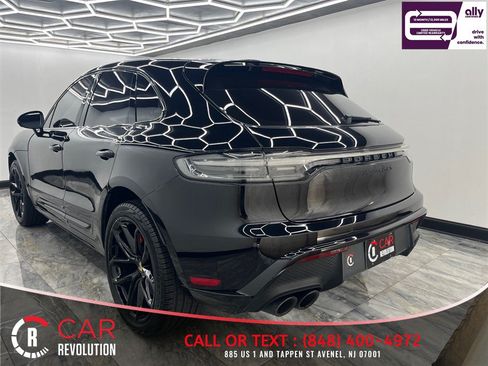 Used 2024 Porsche Macan GTS AWD/4WD image 5