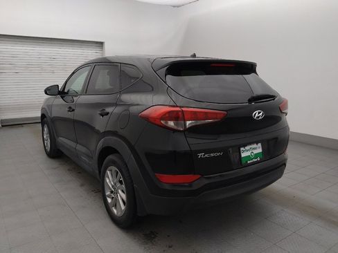 Used 2018 Hyundai Tucson SE image 5