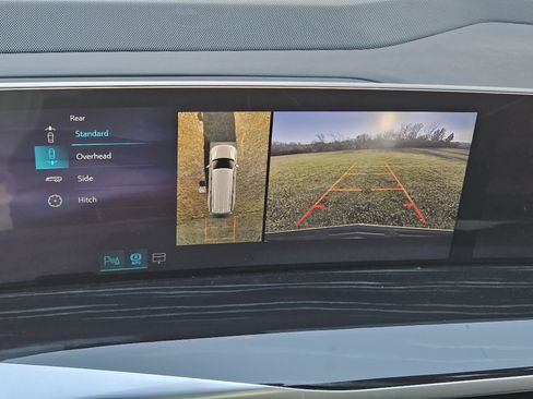 New 2026 Cadillac Escalade ESV Sport w/ LPO, ONYX Package image 13