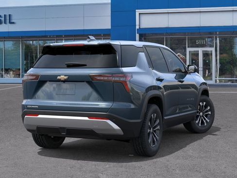 New 2027 Chevrolet Equinox LT FWD image 4
