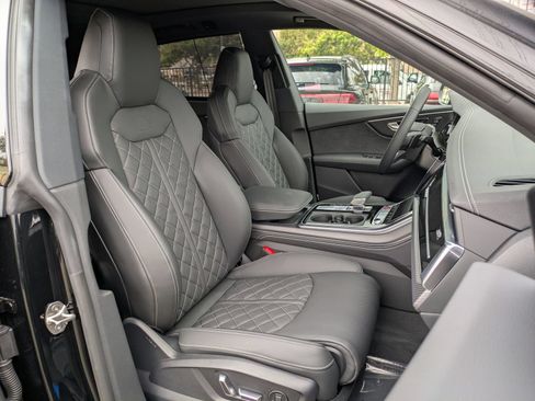 New 2026 Audi SQ8 Premium Plus AWD/4WD image 10