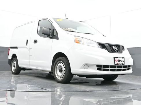 Used 2021 Nissan NV200 S image 37