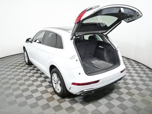 Used 2023 Audi Q5 2.0T Premium w/ Convenience Package AWD/4WD image 28