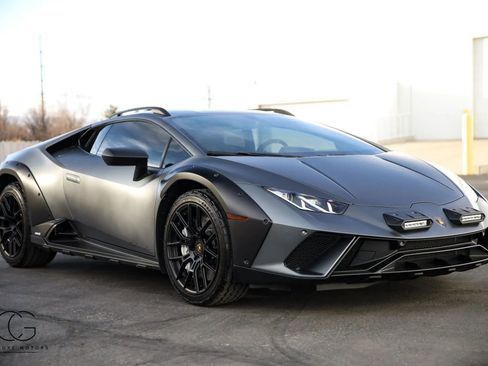 Used 2024 Lamborghini Huracan Sterrato AWD/4WD image 39