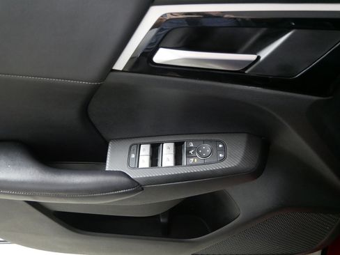 Used 2023 Mitsubishi Outlander SE image 19