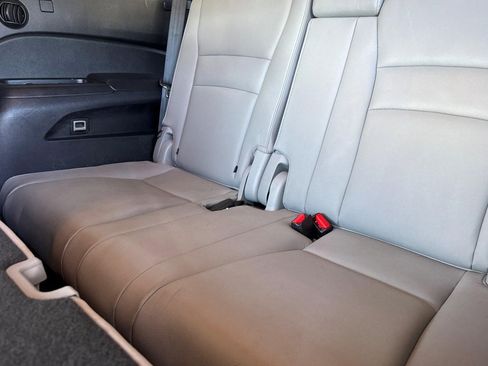 Used 2017 Honda Pilot EX-L image 32